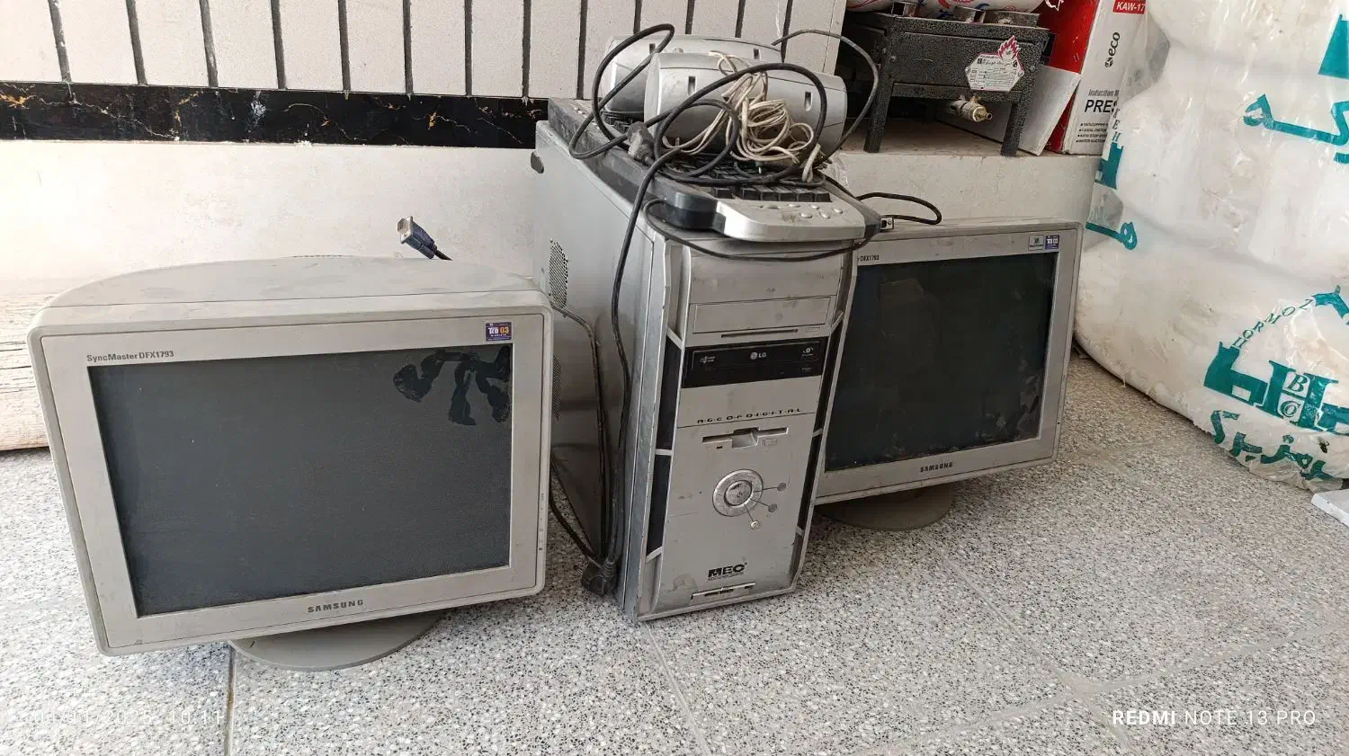 کامپیوتر و متعلقات|رایانه رومیزی|میبد, |دیوار