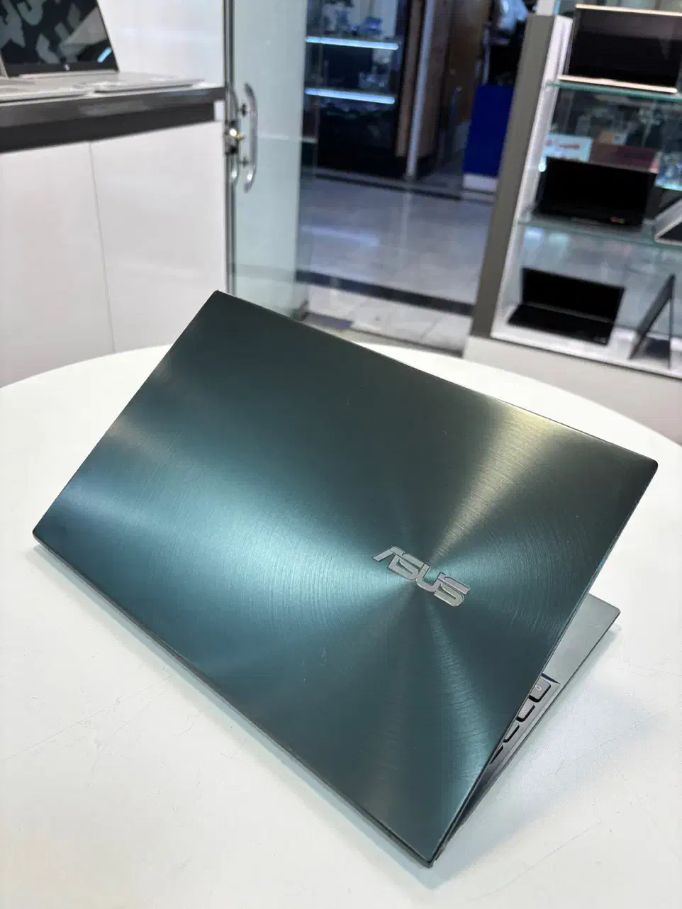 لپتاپAsus Znbook/صفحه نمایشOled/رم۱۶/نسل۱۱|رایانه همراه|تهران, میدان ولیعصر|دیوار