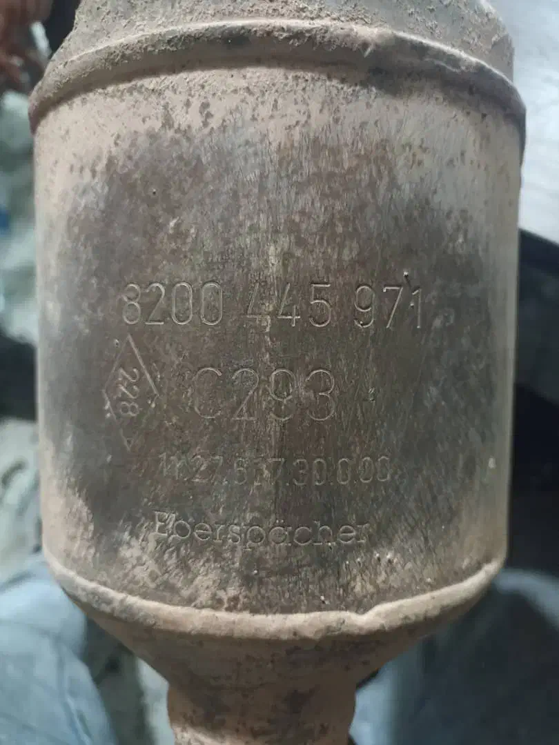 کاتالیزور 30000000|قطعات یدکی و لوازم جانبی|شیراز, ده پیاله|دیوار