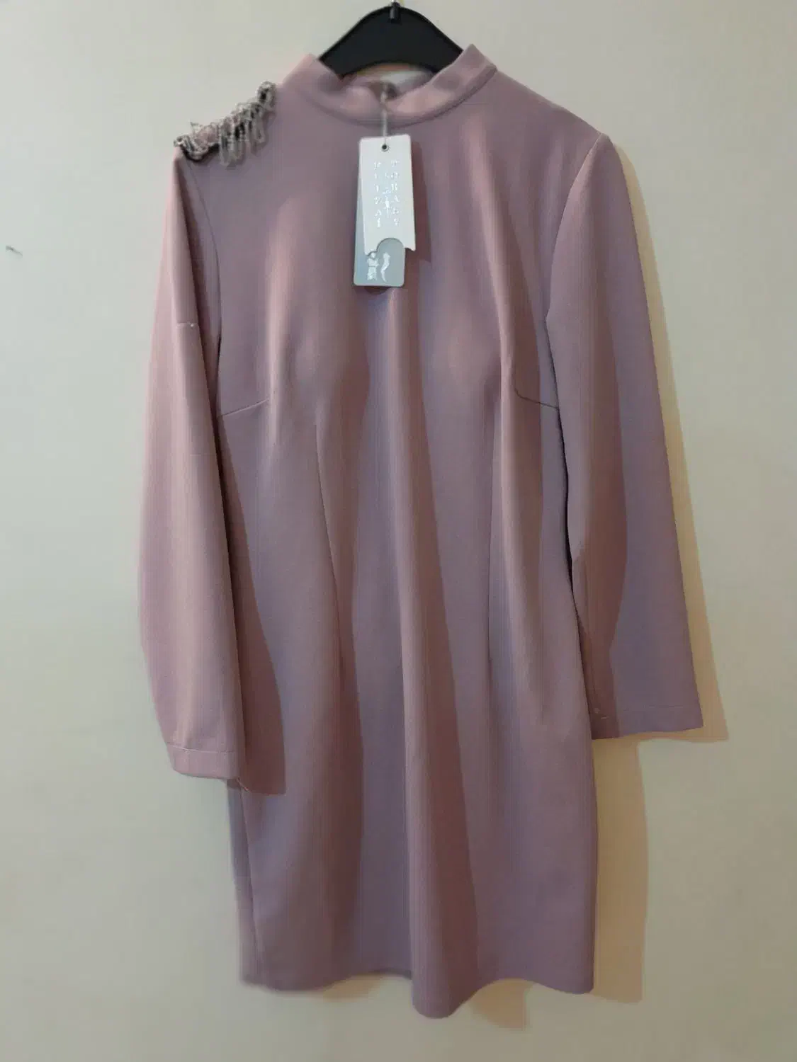 پیراهن مجلسی|لباس|رودهن, |دیوار