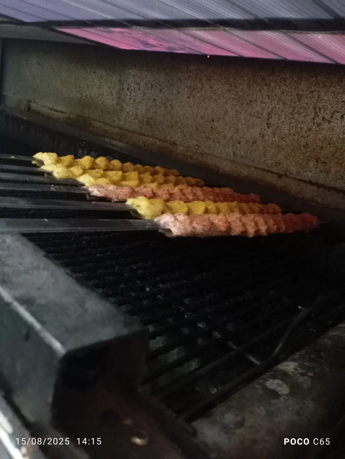 دعوت به همکاری|استخدام خدمات فروشگاه و رستوران|آران و بیدگل, |دیوار