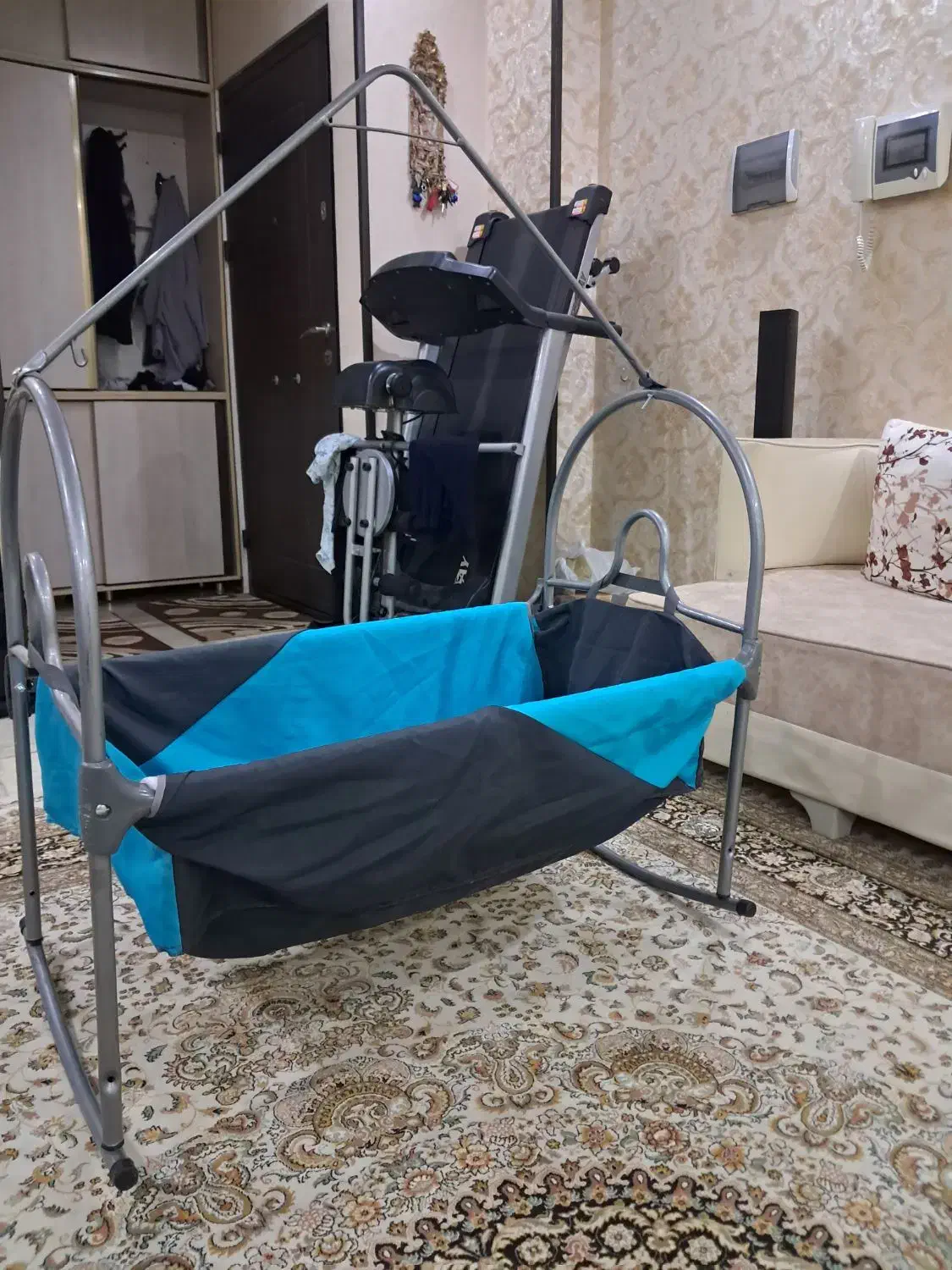 گهواره و آغوشی و کریر|اسباب و اثاث بچه|تهران, مهرآباد جنوبی|دیوار