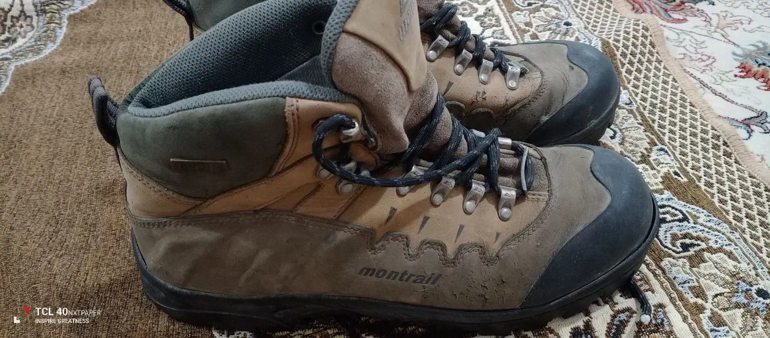 کفش ضد اب|کیف، کفش، کمربند|شیروان (خراسان), |دیوار