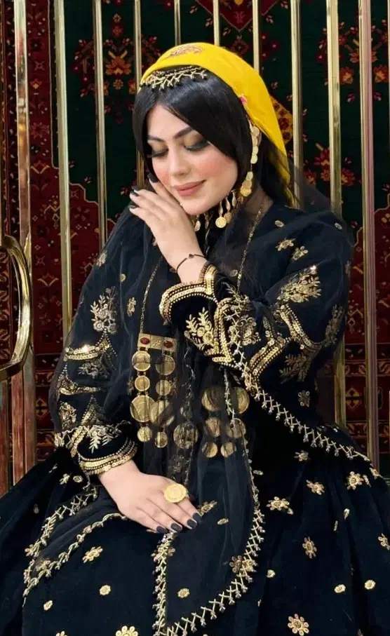 میکاپ و ارایشگری وزلف|خدمات آرایشگری و زیبایی|یاسوج, |دیوار