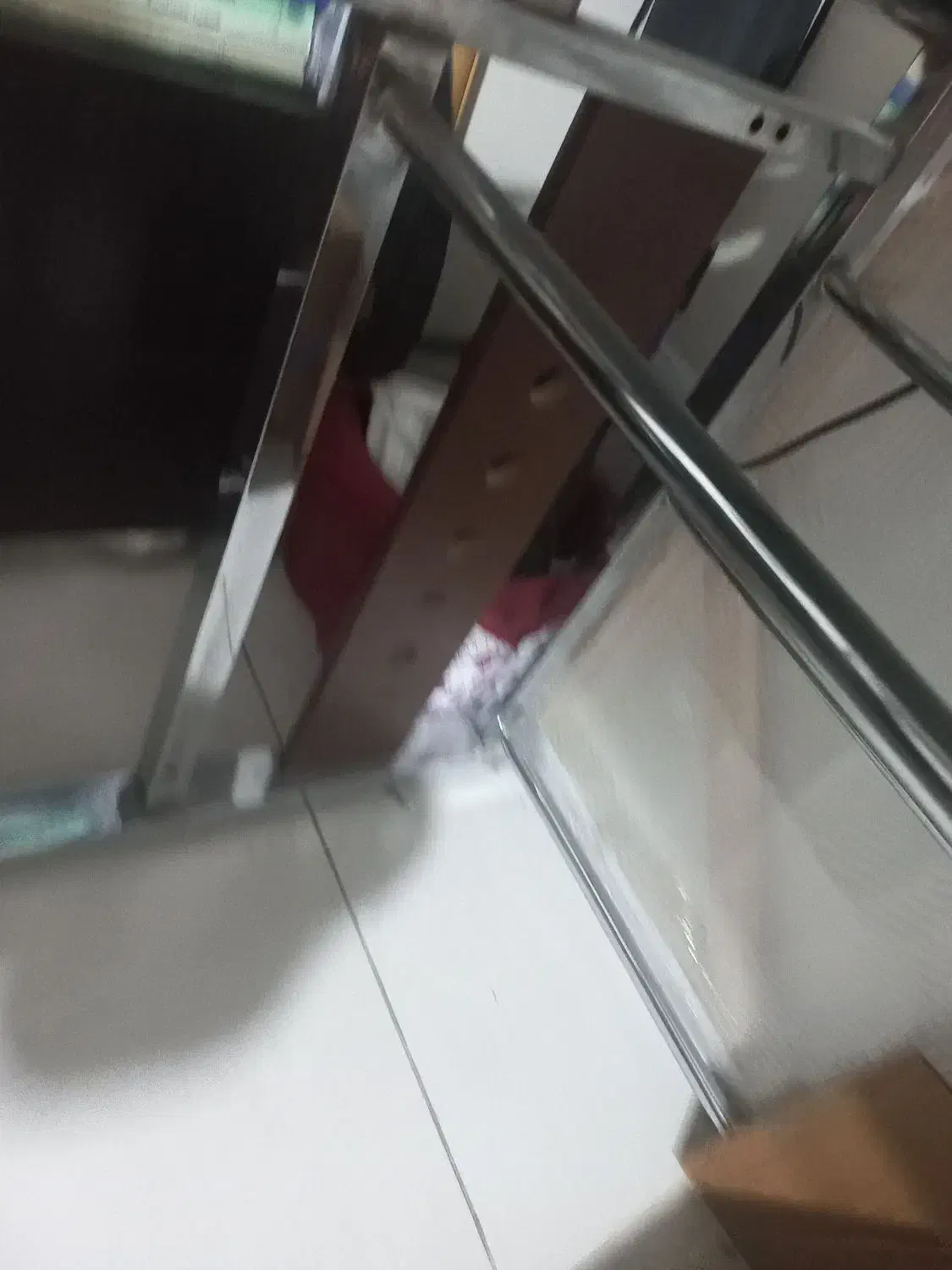 میز تحریر|میز تحریر و کامپیوتر|رودهن, |دیوار