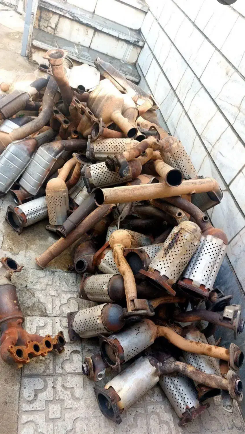 کاتالیزور کارکرده نو|قطعات یدکی و لوازم جانبی|شیراز, لاله|دیوار