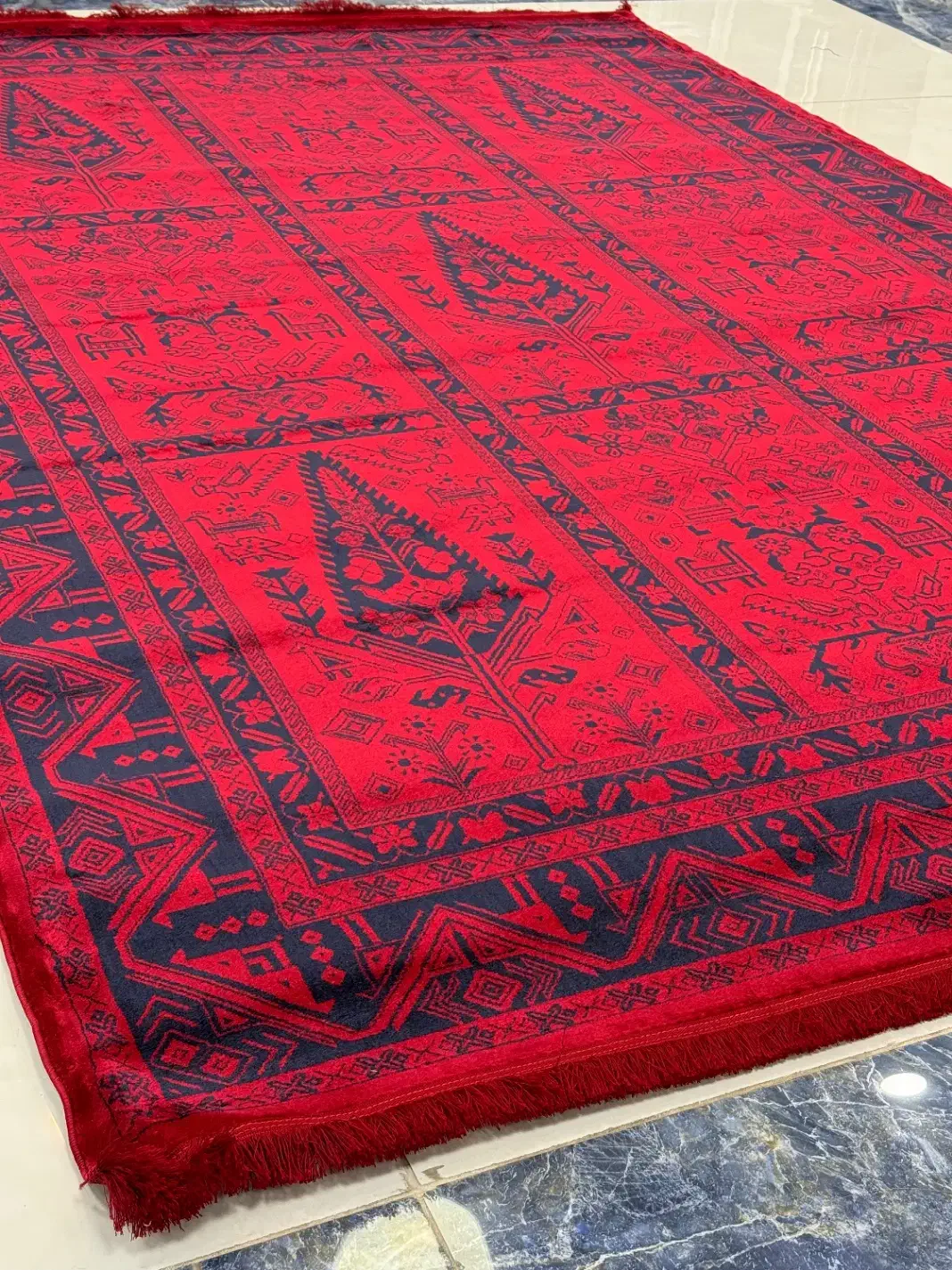 طرح متفاوت، رنگ دل‌نشین، قیمت مناسب|فرش|گرگان, |دیوار