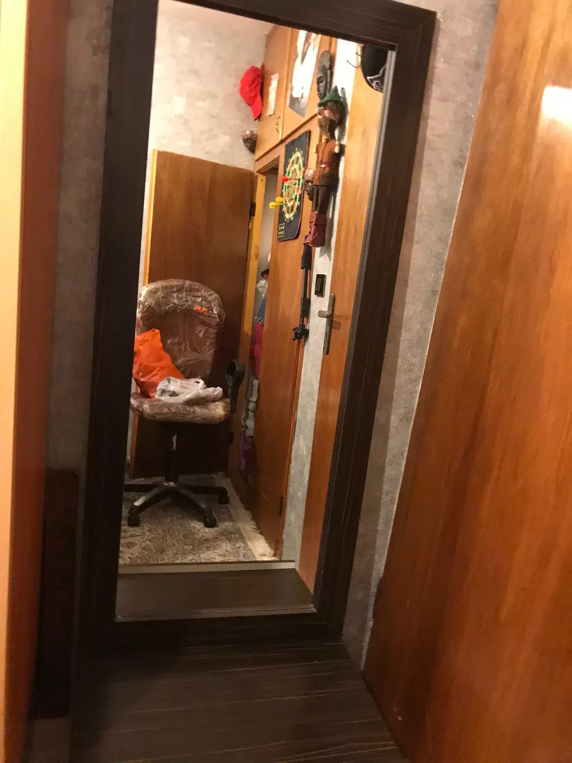 اینه قدی جنس ام دی اف با یک عدد کشو در حده نو|آینه|چالوس, |دیوار