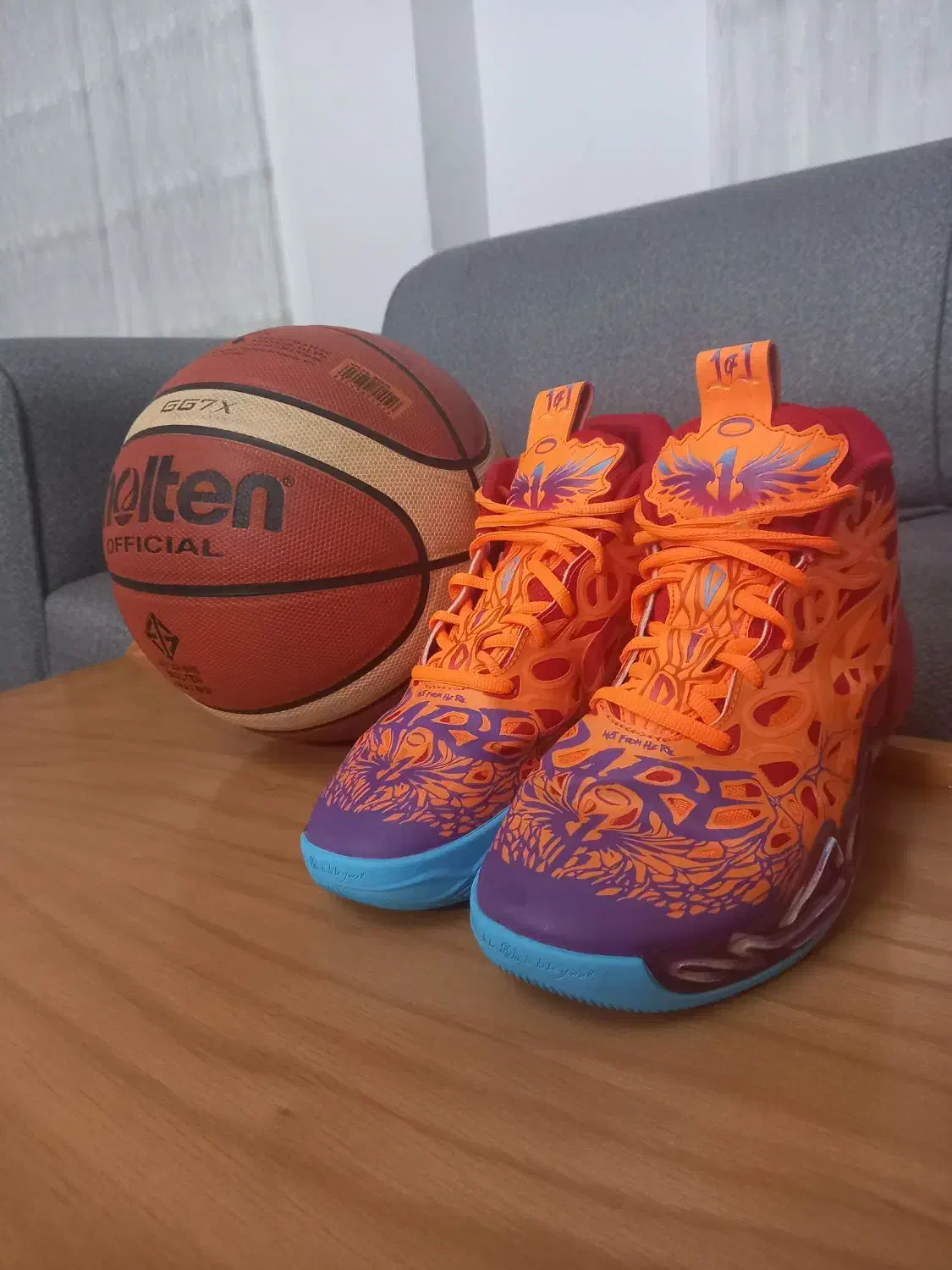 توپ و کتونی حرفه ای بسکتبال|ورزش‌های توپی|لاهیجان, حاجی آباد|دیوار