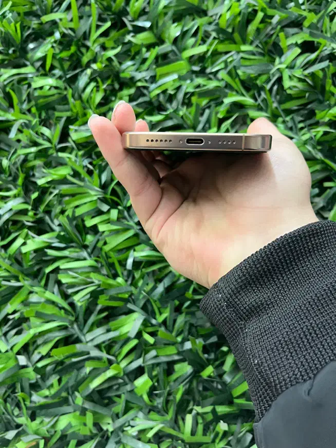 iPhone 16pro max|موبایل|کرج, اصفهانی‌ها|دیوار