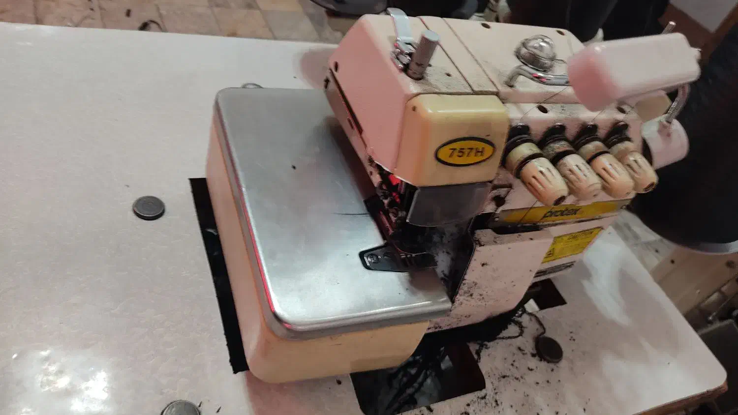 زیگزال پنج نخ پروتکس سالم|چرخ خیاطی و ریسندگی|اهر, |دیوار