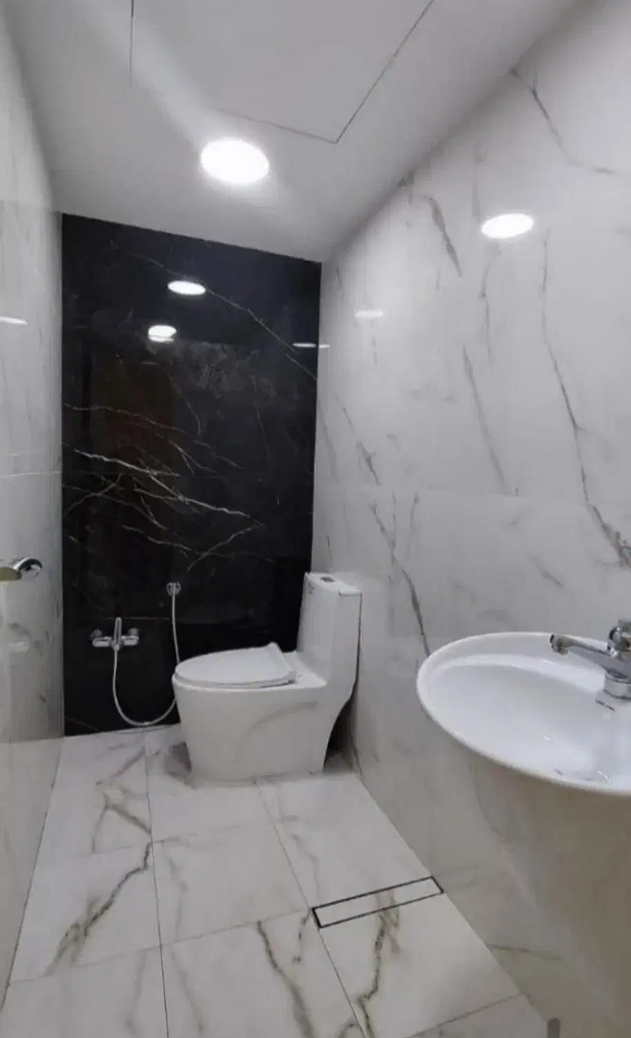 کاشی و سرامیک عالیی|خدمات پیشه و مهارت|قوچان, |دیوار