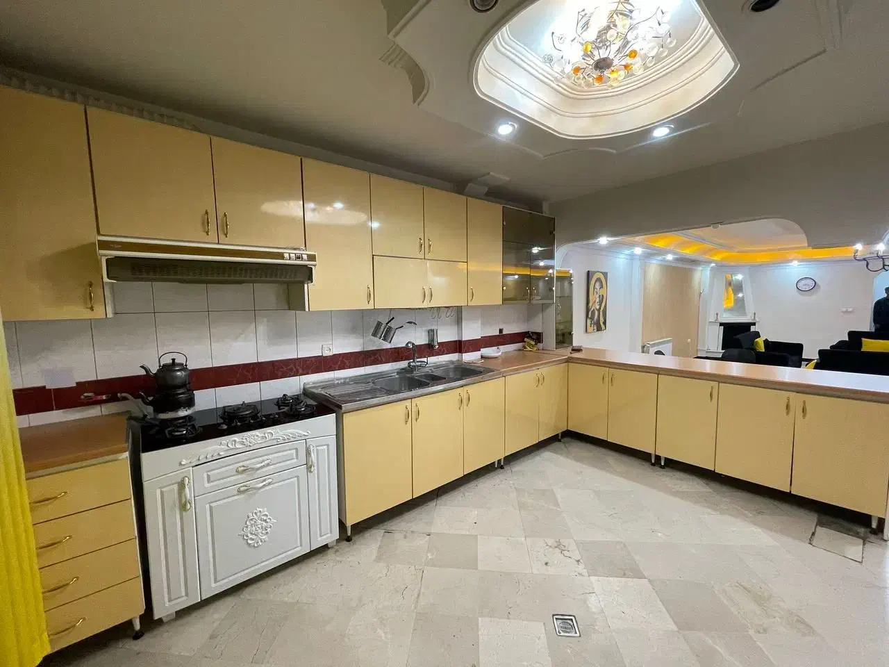 اجاره آپارتمان مبله در انقلاب و توحید|اجارهٔ کوتاهمدت آپارتمان و سوئیت|تهران, جمالزاده|دیوار