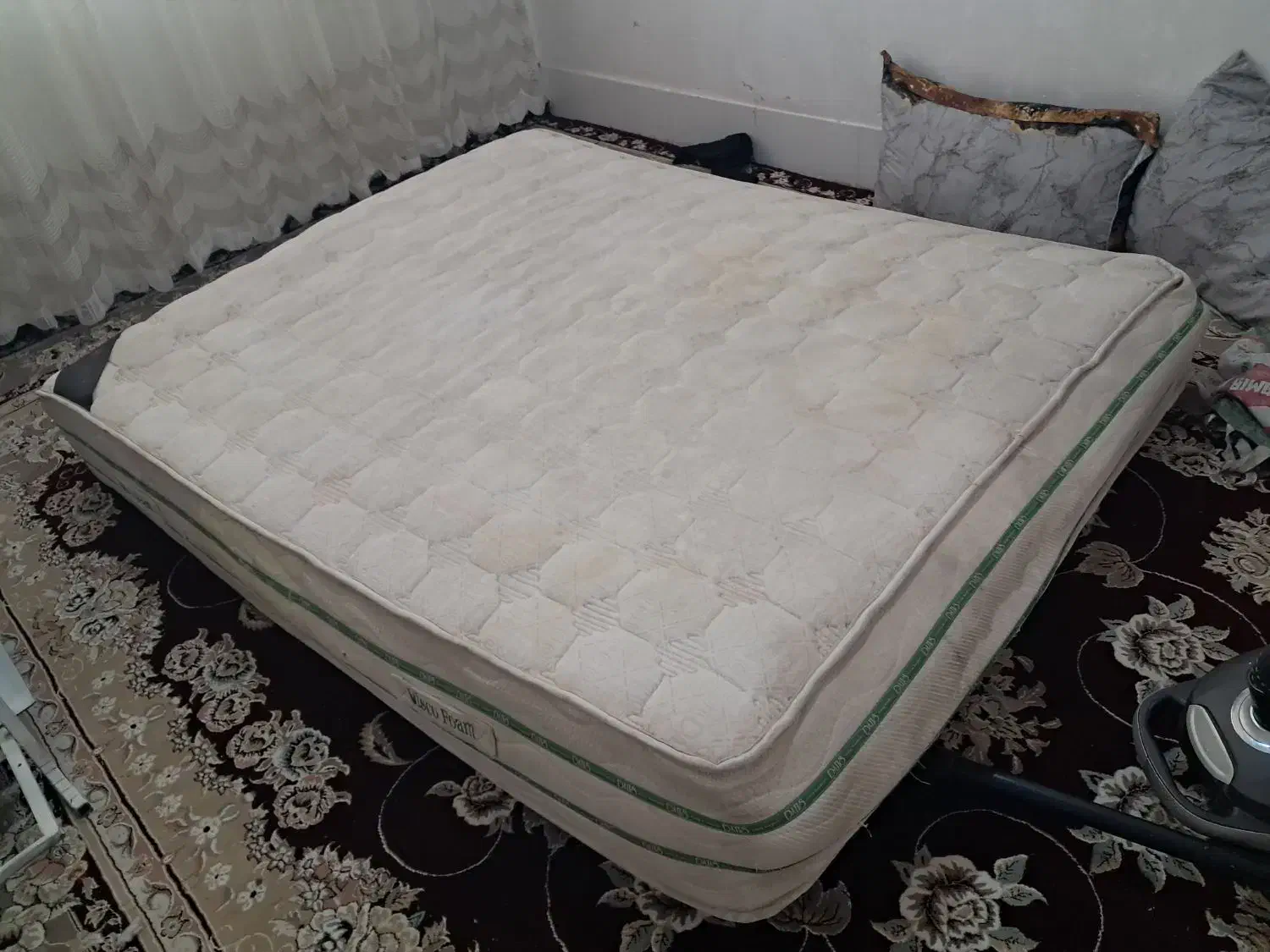 سالم بدون پارگی|تشک تختخواب|تربت جام, معدآباد|دیوار