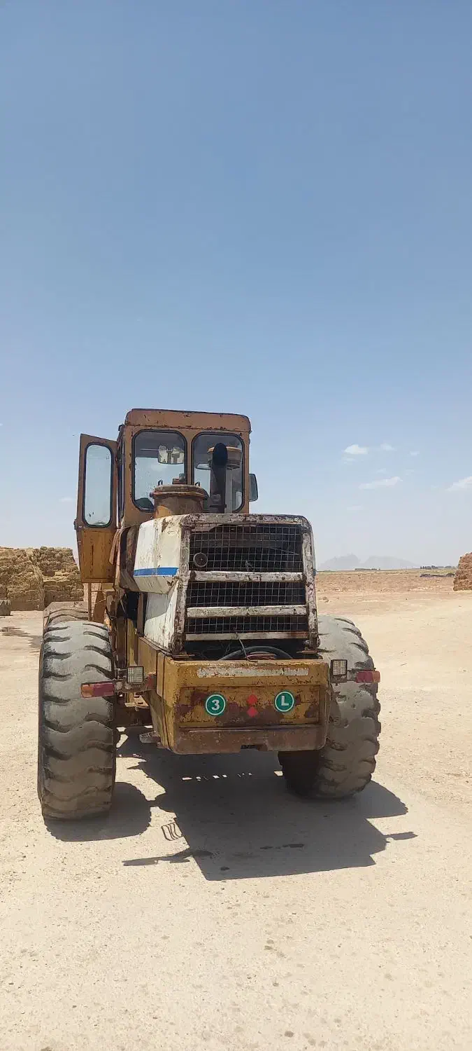 لودرهپکو۵۳۰|خودرو سنگین|شهرضا, |دیوار