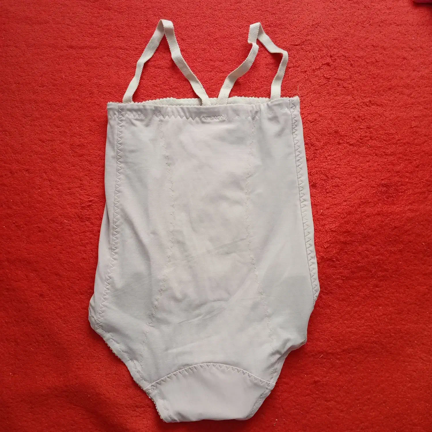 گن مادام اصل اعلا|لباس|اراک, |دیوار