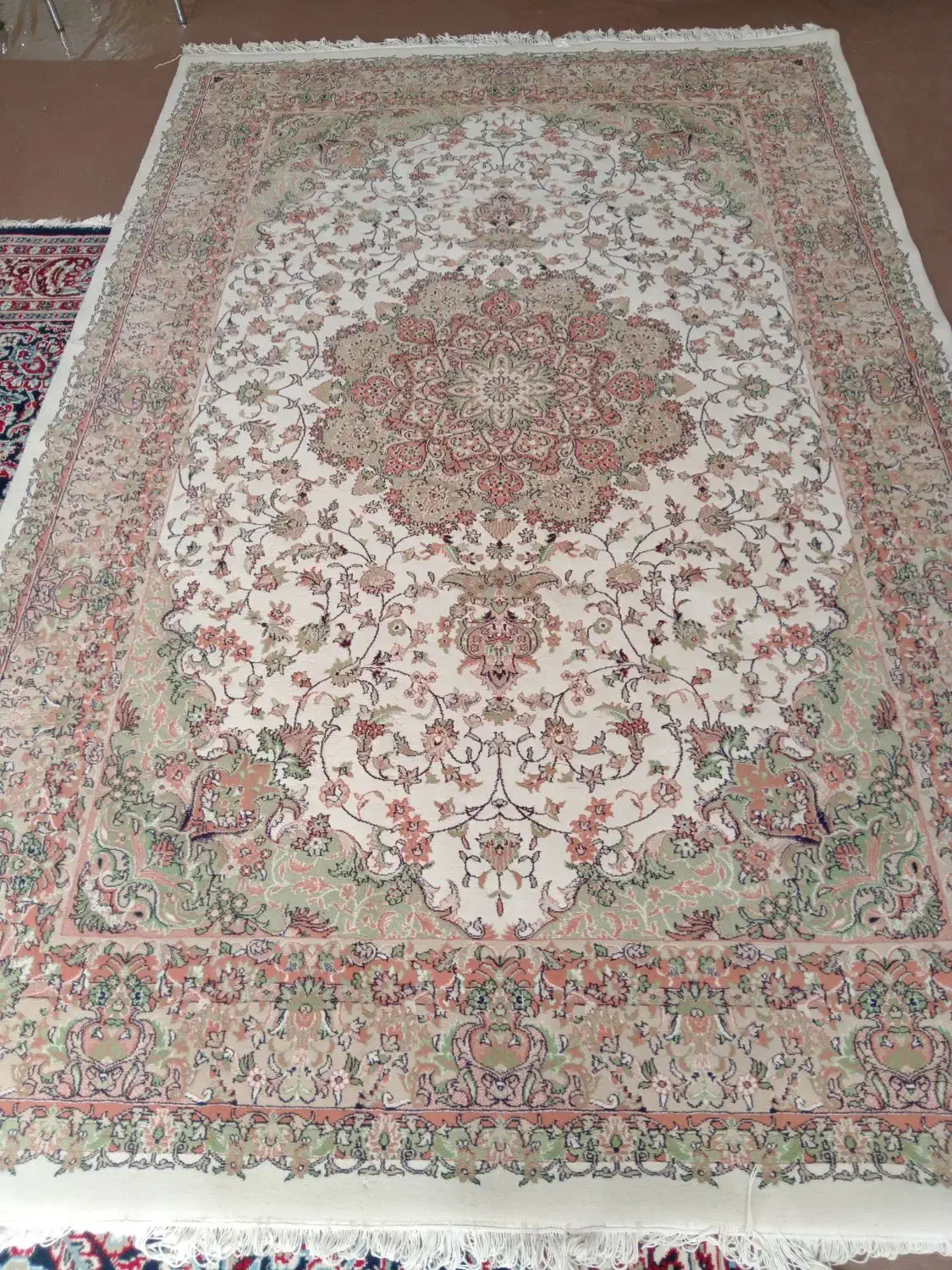 فرش ماشینی 6 متری ضخیم مرینوس|فرش|تبریز, |دیوار