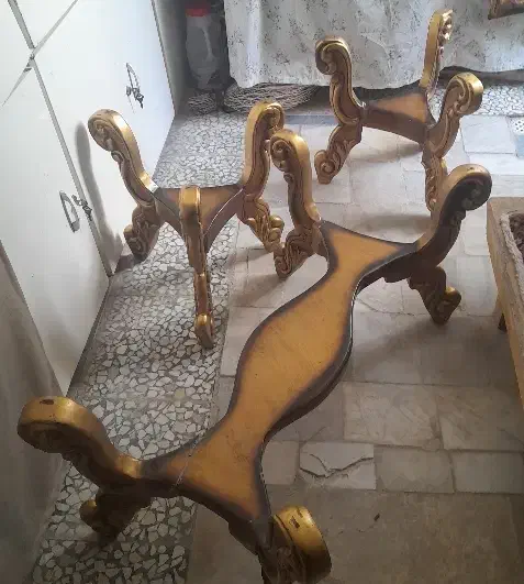 جلومبلی|مبلمان خانگی و میز عسلی|میانه, |دیوار