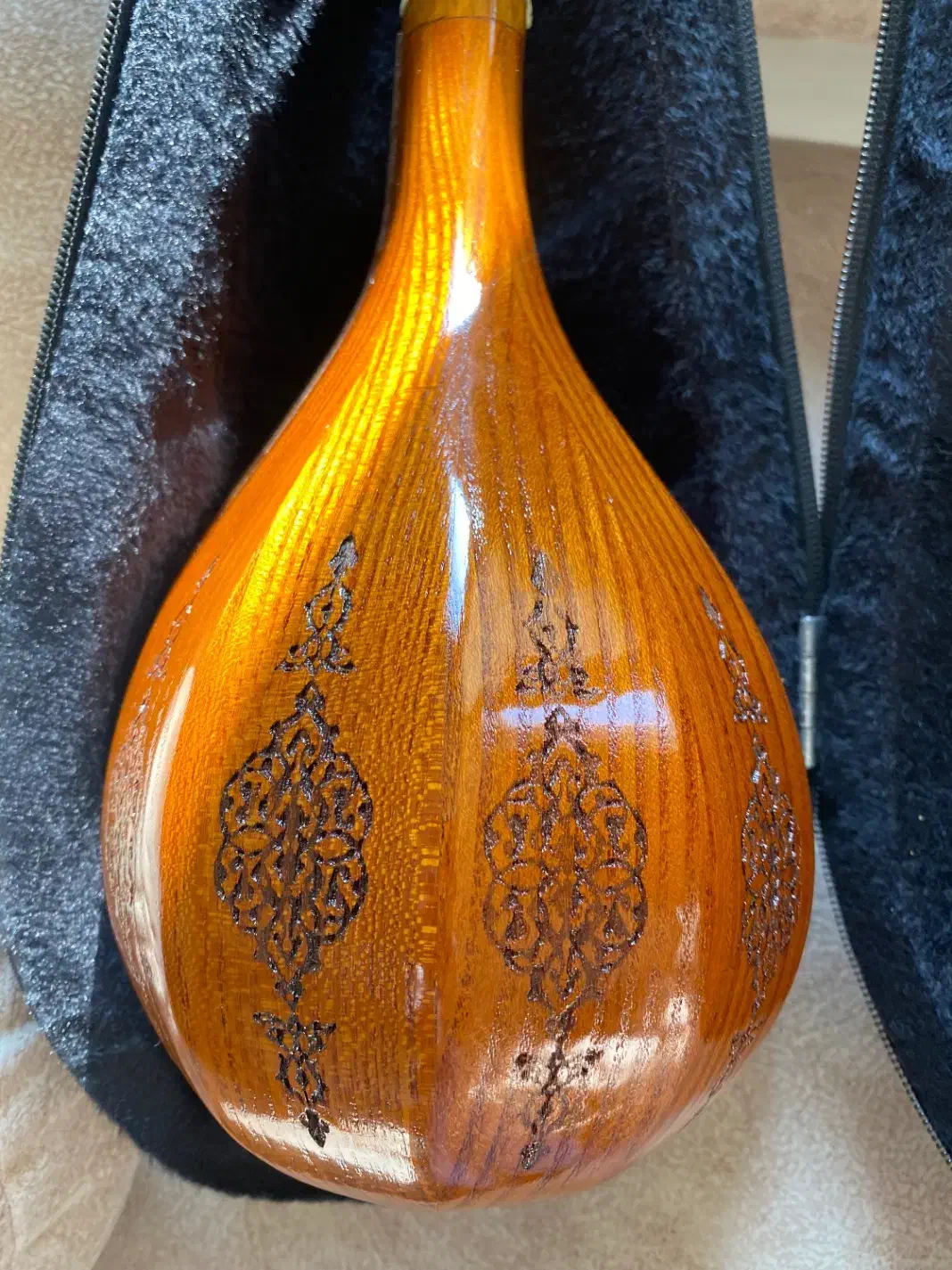 ستار|سازهای سنتی|رشت, گلسار|دیوار