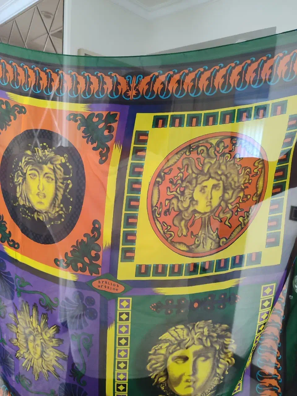 روسری ورساچ و روسری طرح دار|لباس|تهران, سوهانک|دیوار