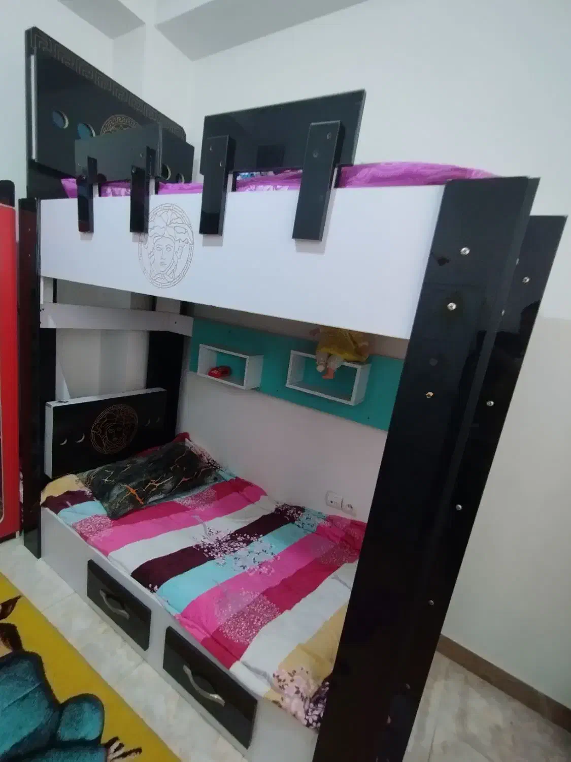تخت دو طبقه نوجوان|تخت و سرویس خواب|اسلام‌شهر, شهرک قائمیه|دیوار