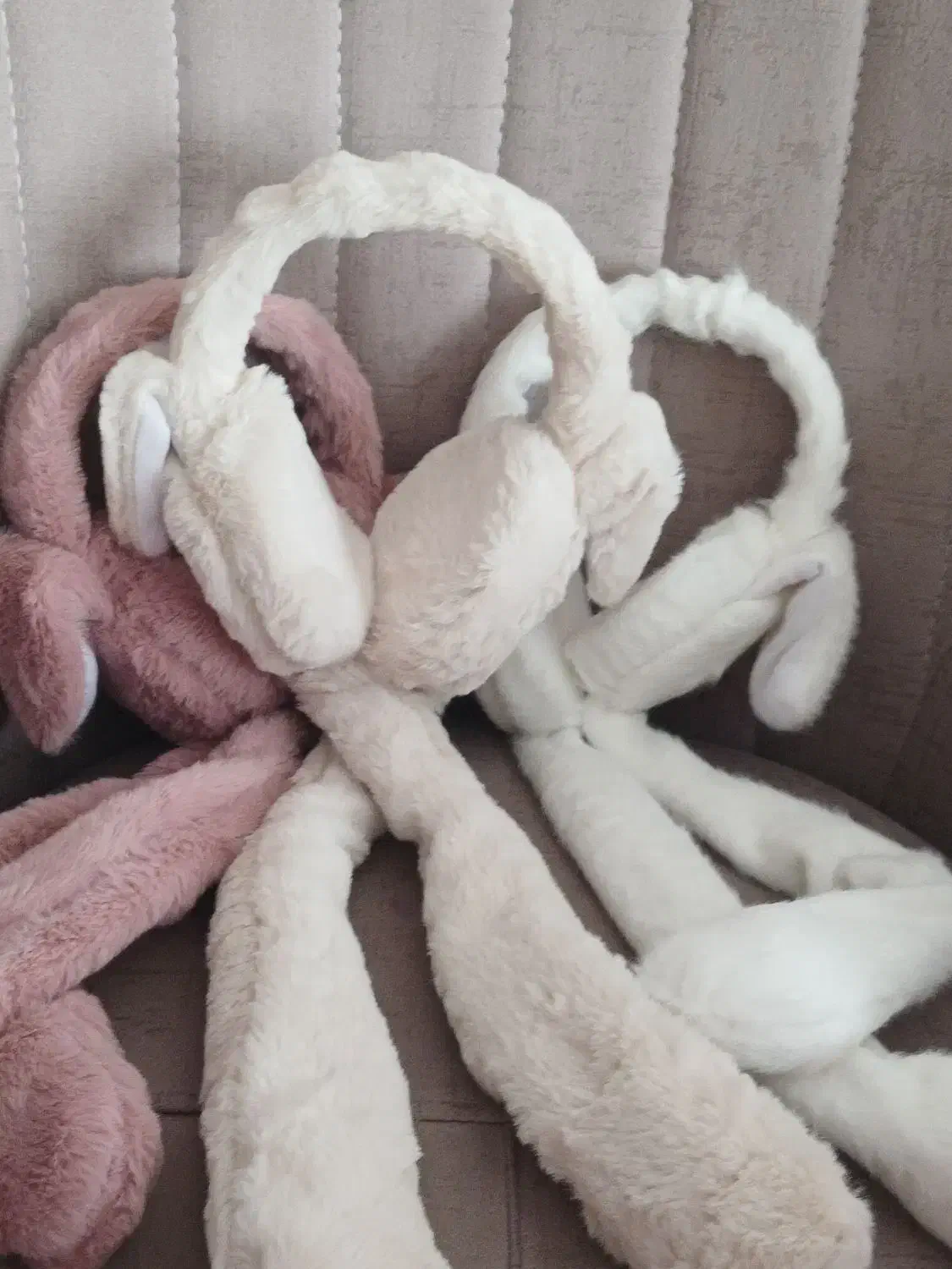 گوش گیر خرگوشی|کفش و لباس بچه|مبارکه, |دیوار