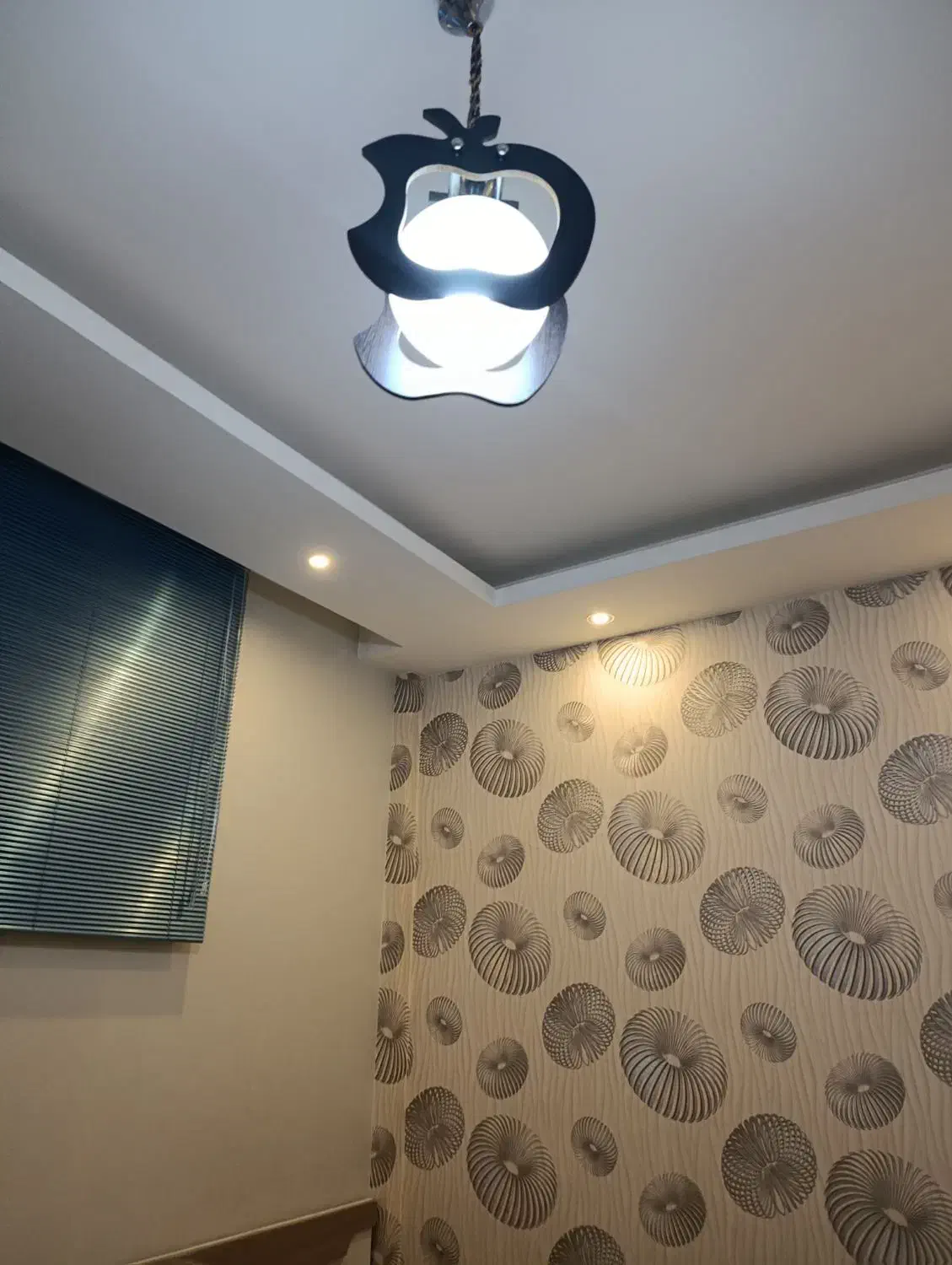 لوستر اتاقی یا آشپزخونه راهرو|لوستر و چراغ آویز|مشهد, جاهد شهر|دیوار