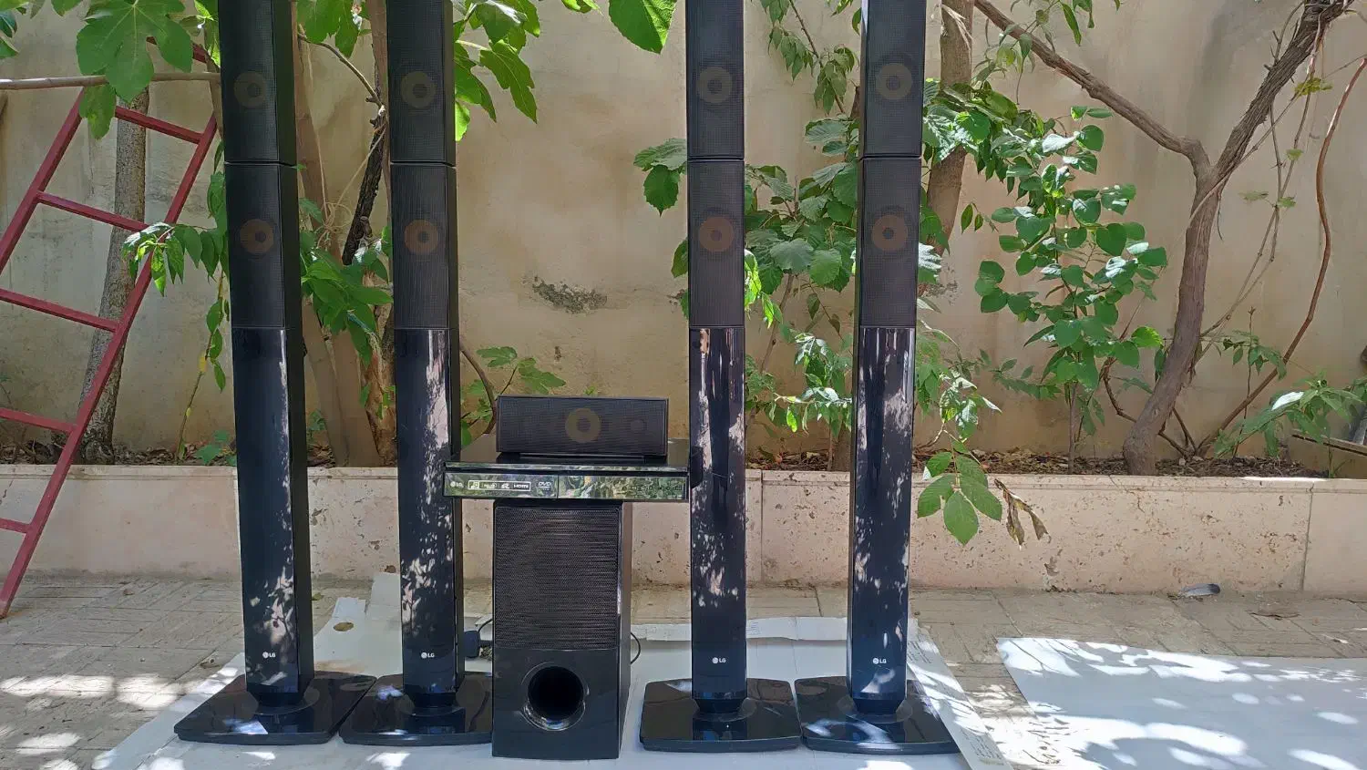 سینما خانگی الجی بلوتوث فابریک۱۰۰۰وات|سیستم صوتی خانگی|سنندج, |دیوار