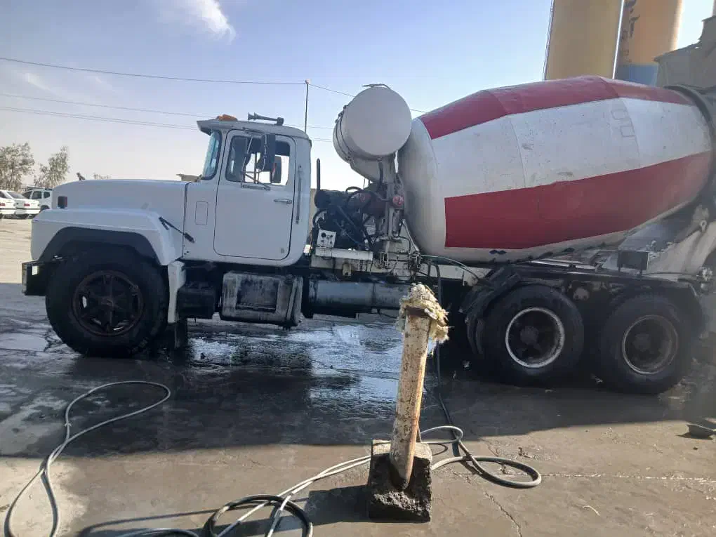 کامیون میکسر ماک|خودرو سنگین|ایوانکی, |دیوار