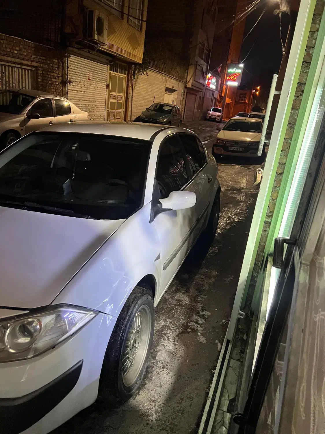 مگان ۲۰۰۶ وارداتی|خودرو سواری و وانت|تبریز, |دیوار