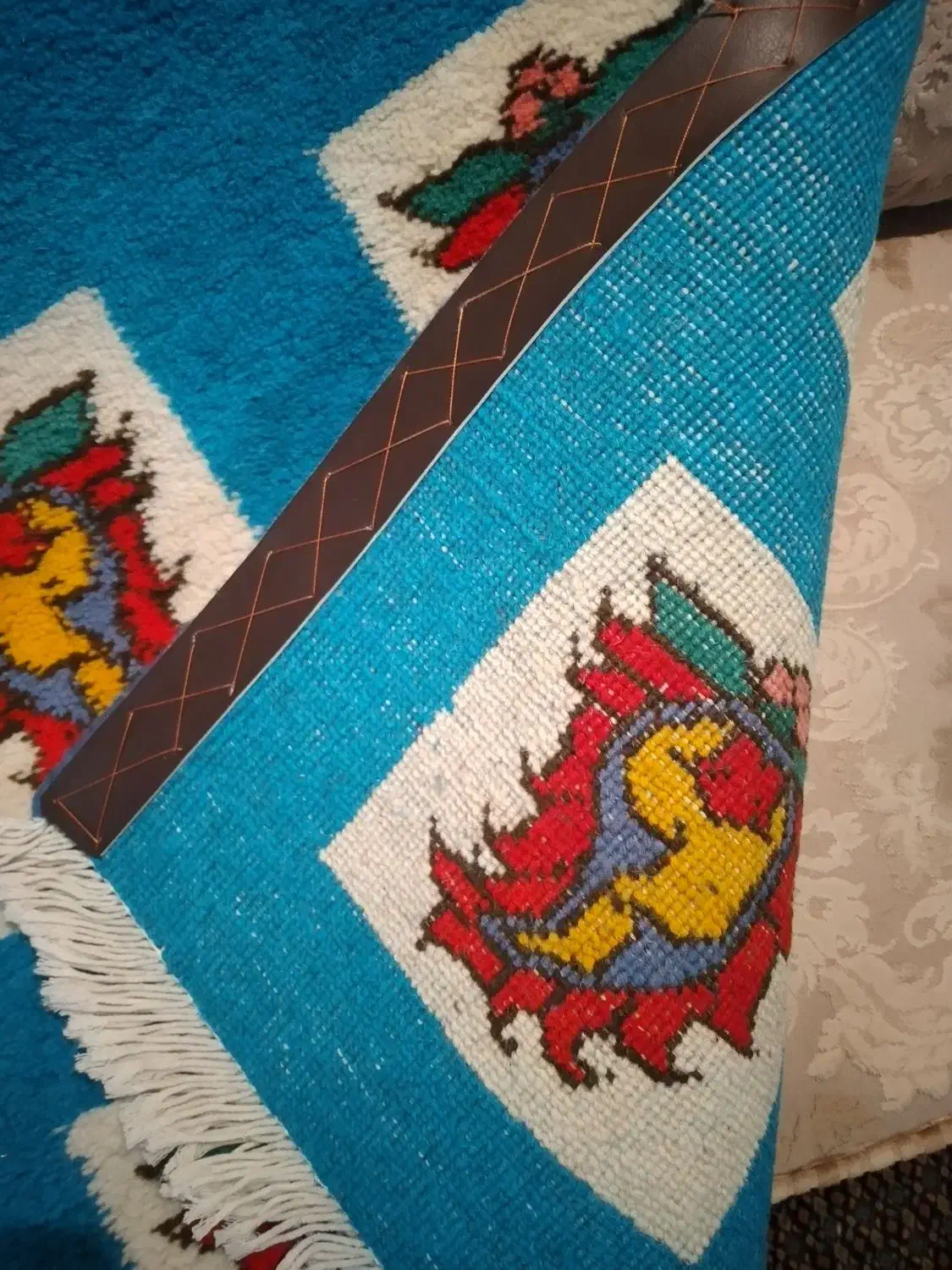 فرش دست بافت نوبافت زرنیم|فرش|کرج, ساماندهی|دیوار