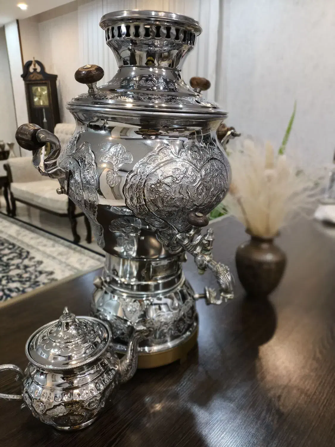 سماور با قوری ورقه ضخیم|سماور، چایساز، قهوهساز|اصفهان, مولوی|دیوار