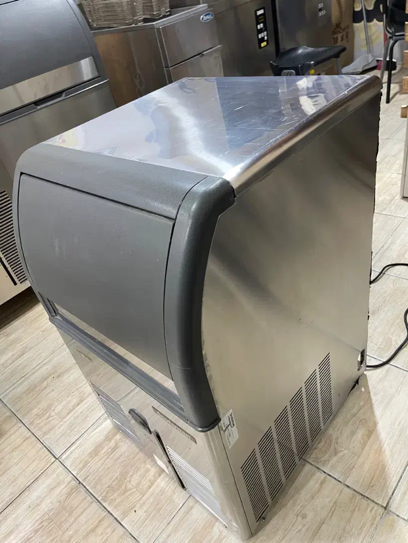 یخ ساز یخساز Scotsman ac106 ایتالیا|کافی‌شاپ و رستوران|تهران, نعمت‌آباد|دیوار