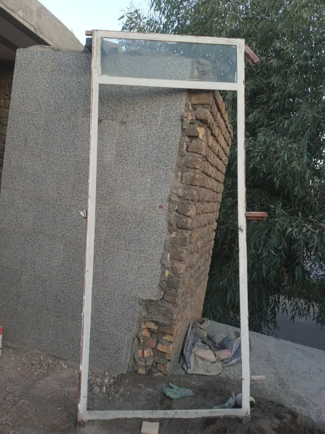 درب آهنی و پنجره|مصالح و تجهیزات ساختمان|قم, بنیاد|دیوار