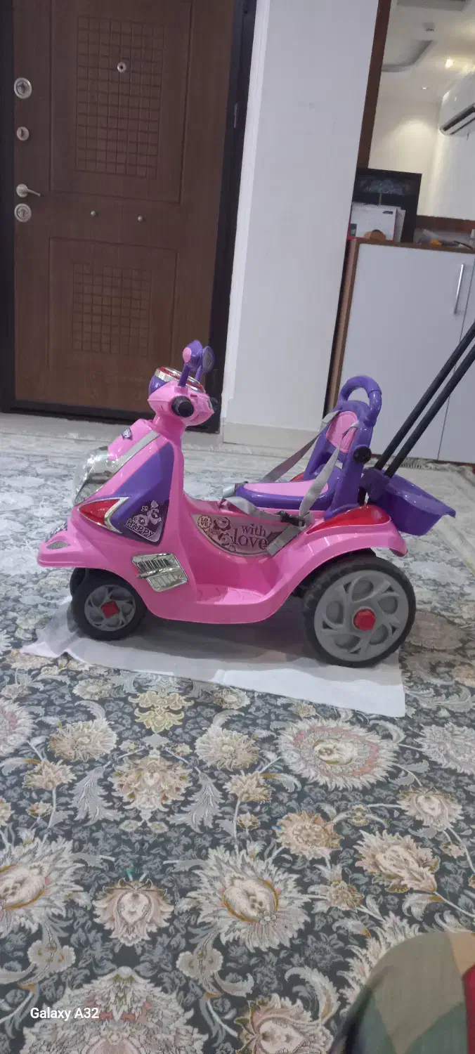 موتور کالسکه ای|اسباب و اثاث بچه|رشت, منظریه|دیوار