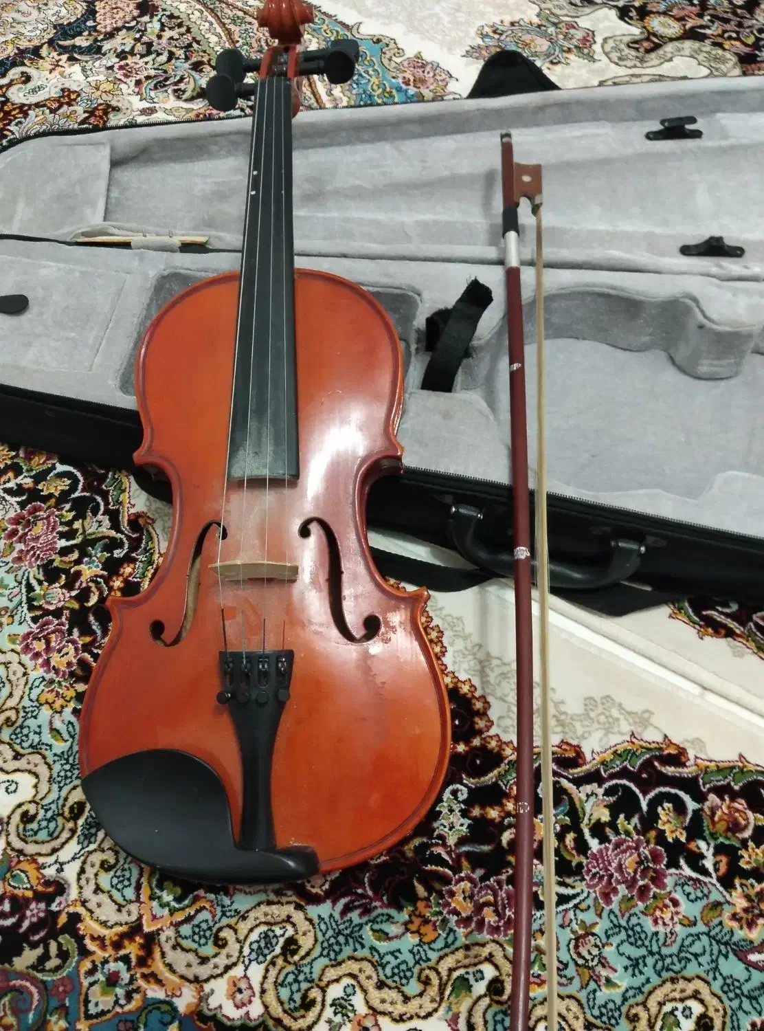 ویلون|ویولن|بوکان, |دیوار