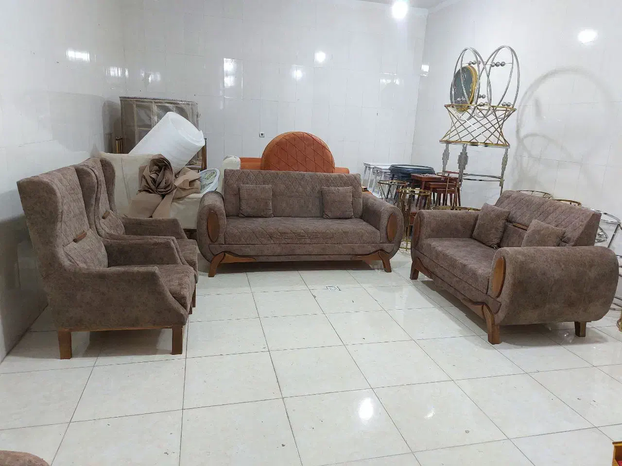 سمسار مبل درب منزل|مبلمان خانگی و میز عسلی|کرمانشاه, |دیوار