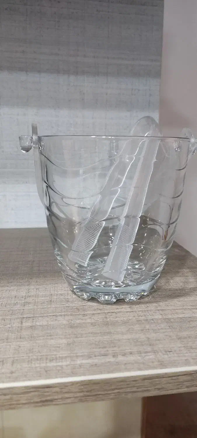 یخدان|ظروف سرو و پذیرایی|قم, یزدان‌شهر|دیوار