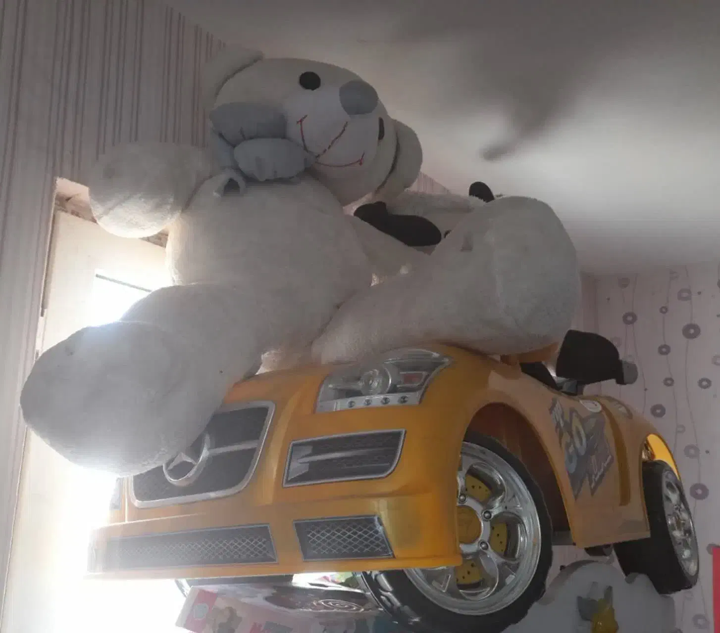 ماشین شارژی زرد|اسباب‌‌بازی|گلبهار, شهر جدید گلبهار|دیوار