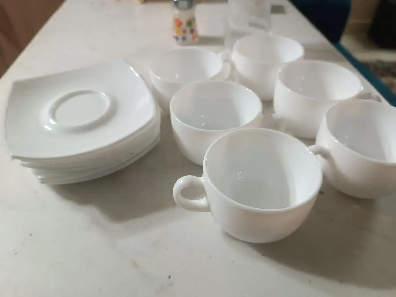 فنجان و نعلبکی|ظروف سرو و پذیرایی|ری, فیروزآبادی|دیوار