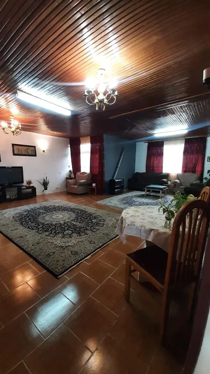 ویلایی دربست تک خواب حیاط دار با فضایی سرسبز آرام|اجارهٔ کوتاهمدت ویلا و باغ|بندر انزلی, ساحل قو|دیوار