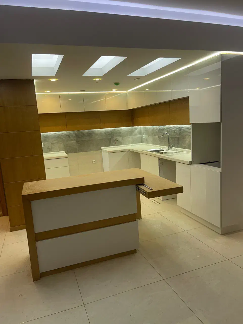 اپارتمان 125متری ابتدای خیابان رباط سوم جنوبی|فروش آپارتمان|اصفهان, ملکشهر|دیوار