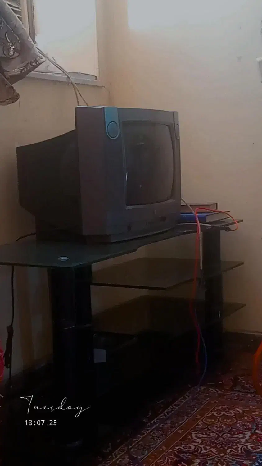 تلویزیون سالم ایرانشهر|تلویزیون و پروژکتور|ایرانشهر, |دیوار