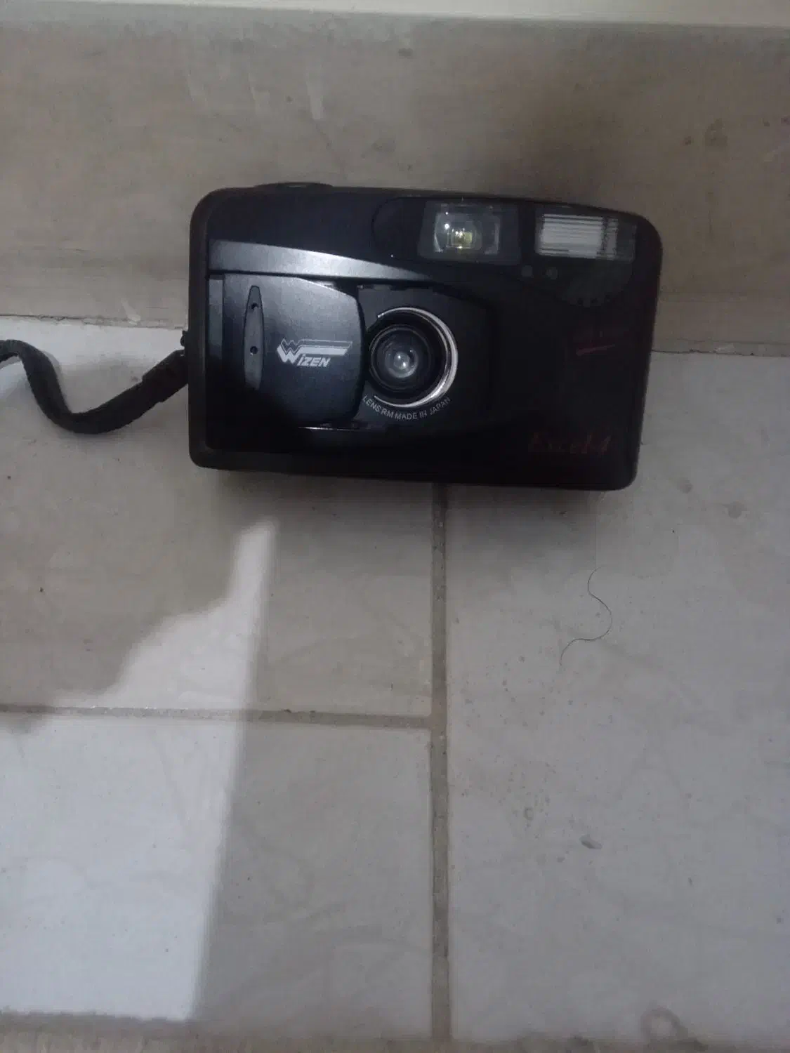 دوربین اکسل اصل در حد نو نو|دوربین عکاسی و فیلم‌برداری|فردیس, انبار نفت|دیوار