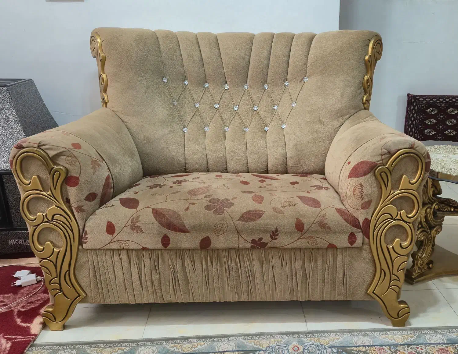 مبل 7 نفره|مبلمان خانگی و میز عسلی|صومعه‌سرا, |دیوار