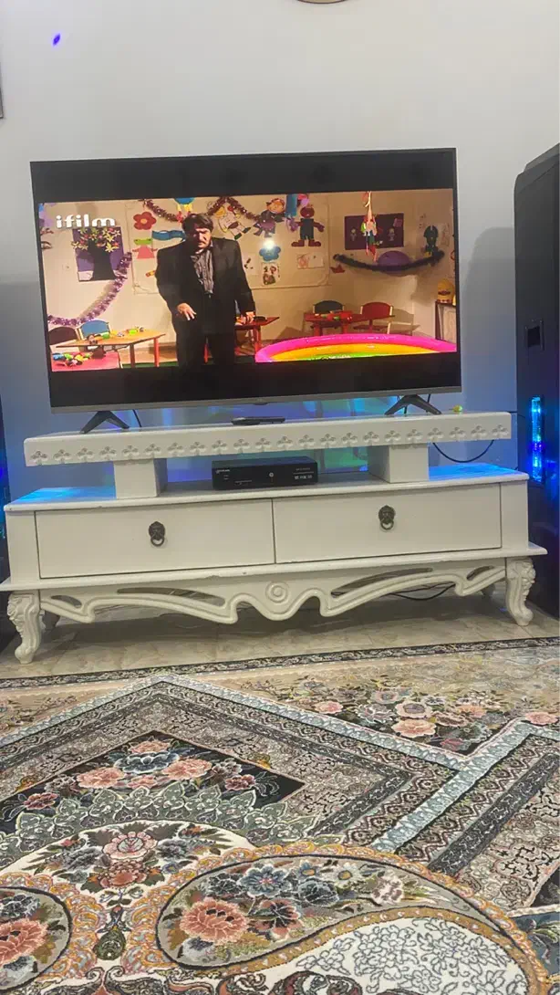 سرویس چوب و سینما خانواده|بوفه، ویترین، کنسول|گلبهار, شهر جدید گلبهار|دیوار