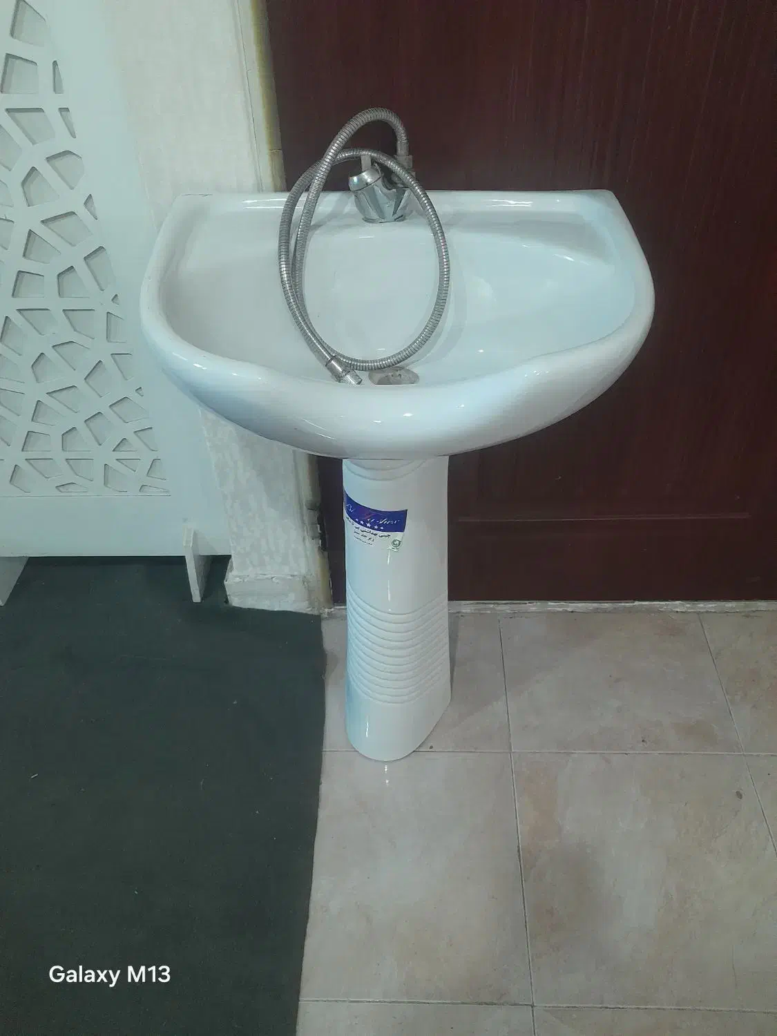 سرشویی سرامیکی با شیر اهرمی|لوازم سرویس بهداشتی|محمدشهر, همایون ویلا|دیوار