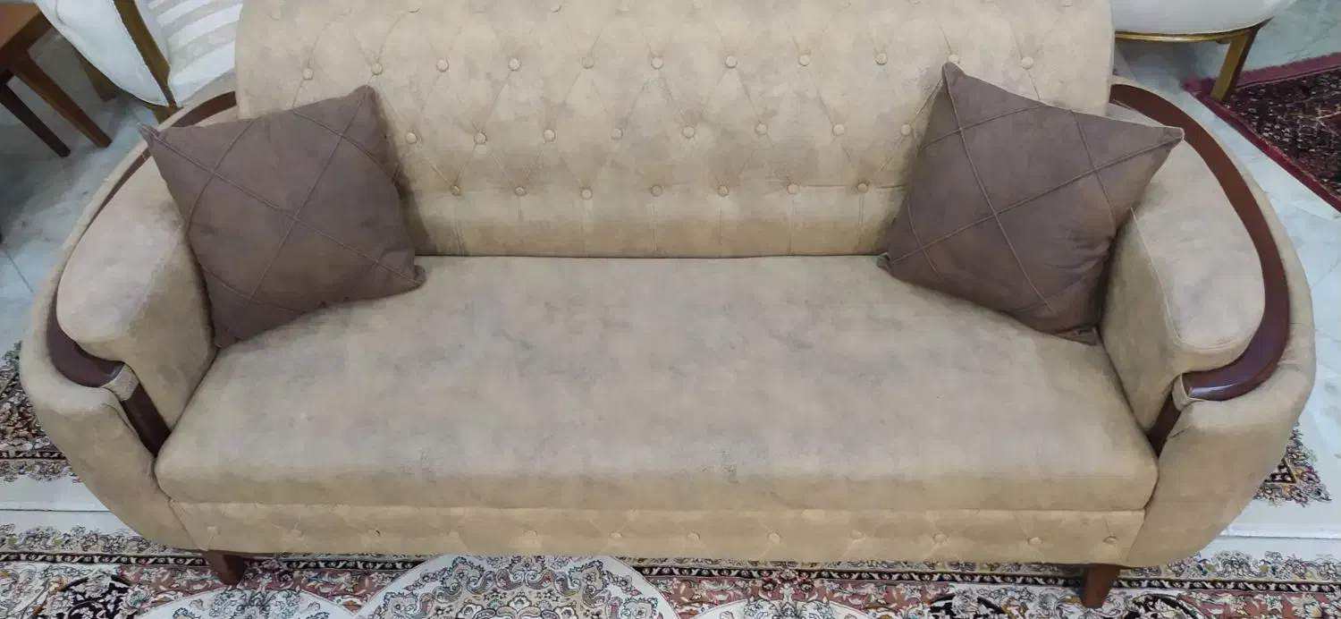 مبلمان چستر هفت نفره|مبلمان خانگی و میز عسلی|قائن, |دیوار