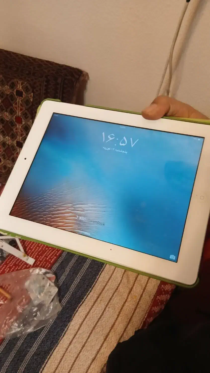 تبلت ipad|تبلت|شاهین‌شهر, فردوسی|دیوار