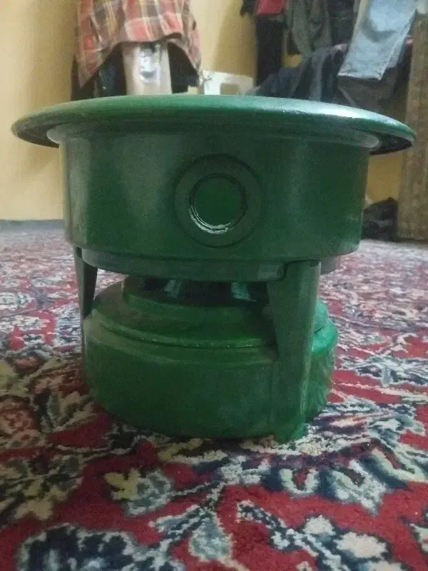 چراغ نفتی|کلکسیون اشیاء عتیقه|قائم‌شهر, |دیوار